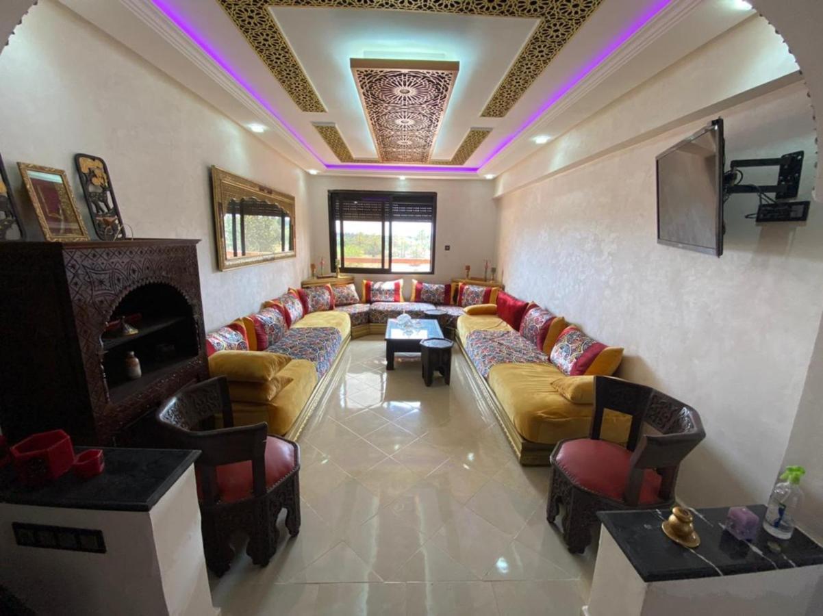 Ferienwohnung Charmant Logement Avec Parking Residenciel Sans Piscine Marrakesch Exterior foto