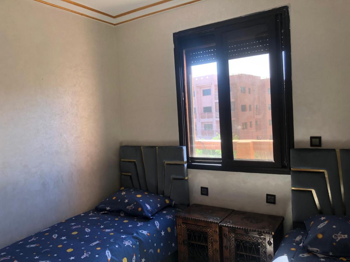 Ferienwohnung Charmant Logement Avec Parking Residenciel Sans Piscine Marrakesch Exterior foto